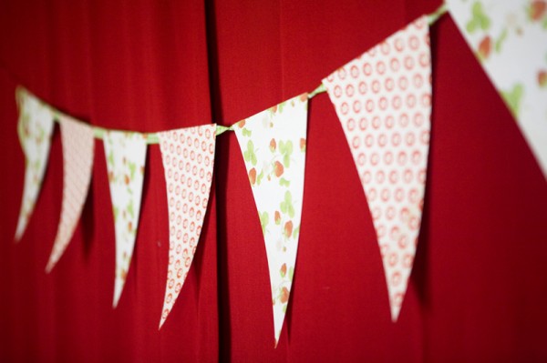 strawberry-birthday-party-bunting