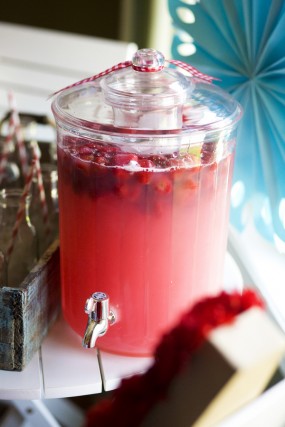 strawberry-party-lemonade