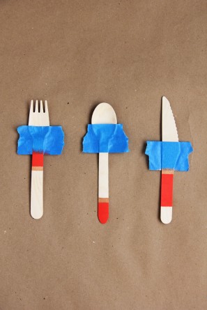 color-blocked-party-cutlery