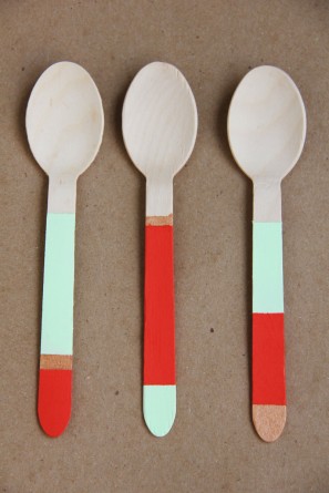 diy-color-blocked-spoons