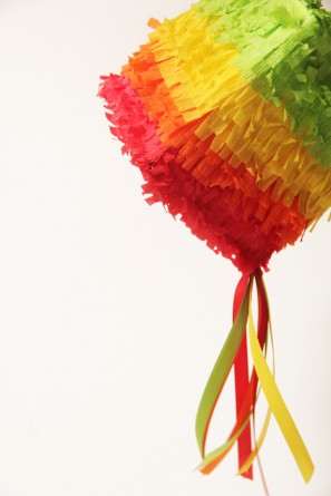 DIY Mini Tissue Box Piñatas for Cinco de Mayo