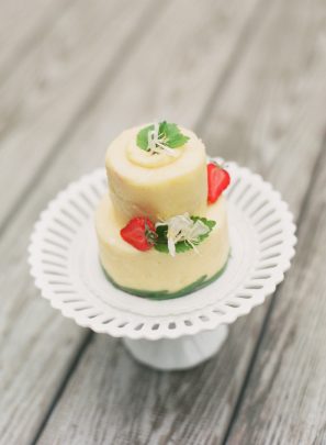 Strawberry Tiered Mini Cakes