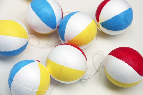 Beach Ball Garland DIY