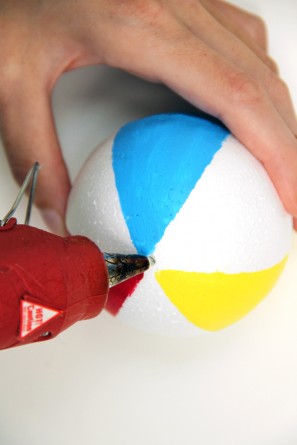 Make a Beach Ball Garland