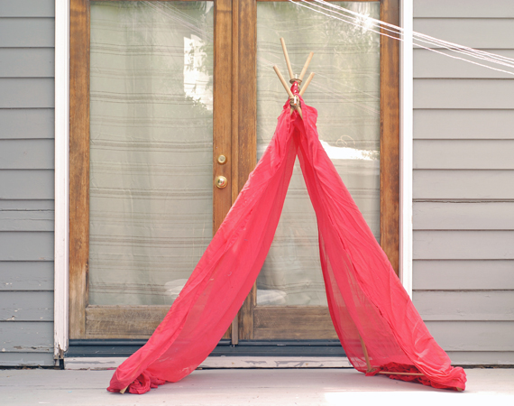 DIY Curtain Fort