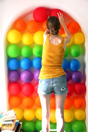 How to Make a Balloon Wall