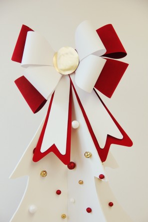 DIY Giant Bow Christmas Tree Topper