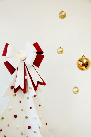 DIY Giant Bow Christmas Tree Topper Tutorial