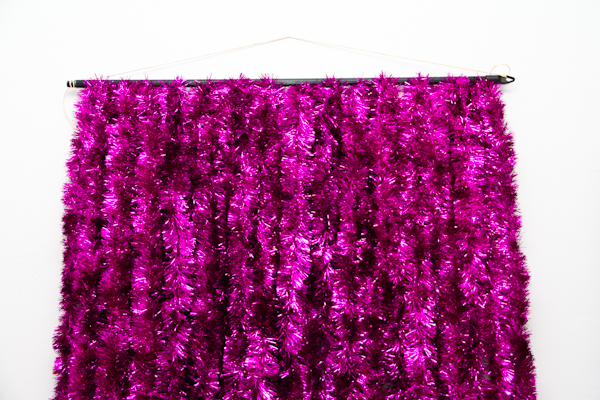 DIY Tinsel Photobooth Backdrop