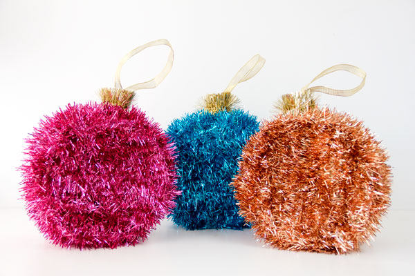 DIY Ornament Piñatas | Studio DIY