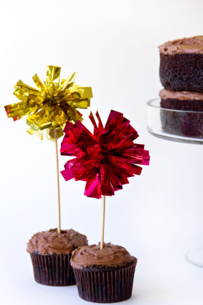 DIY Fringe Mylar Cupcake Toppers