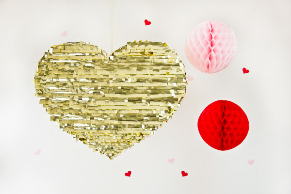 Valentines Day DIY Gold Mylar Heart Pinata