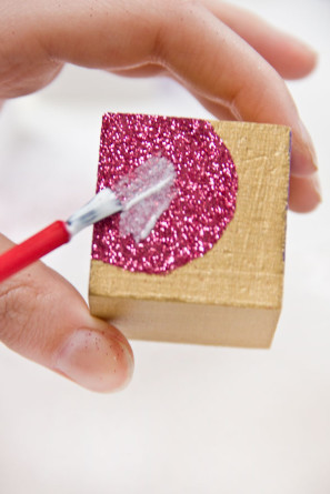 DIY Glitter Heart Block Valentines