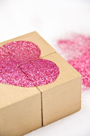 DIY Glitter Heart Blocks