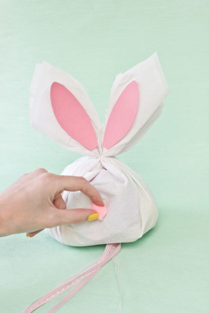 DIY Easter Bunny Pinatas Tutorial