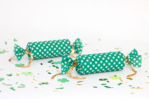 DIY St Patrick's Day Lucky Poppers