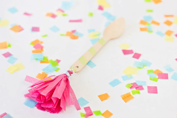 DIY Tasseled Ice Cream Spoons Tutorial