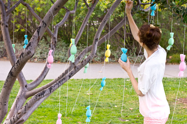 Egg Popper Tree DIY