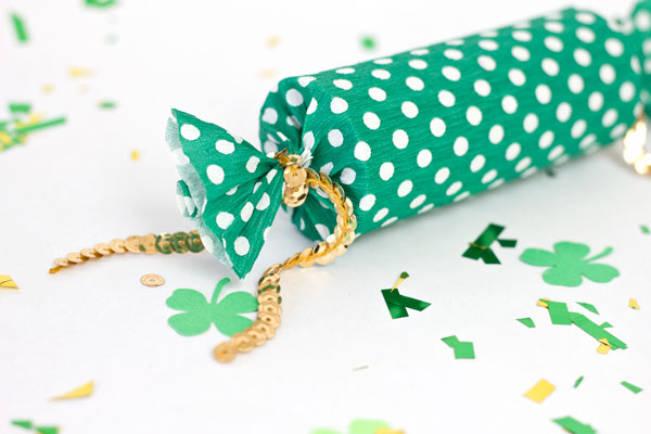 Lucky Confetti Popper DIY for St Patricks Day