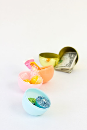 Plastic Easter Egg Poppers