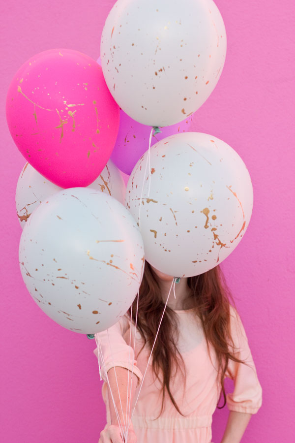 DIY Gold Splatter Paint Balloons