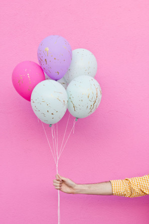 DIY Splatter Paint Balloons