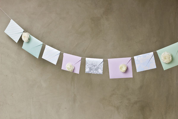 Fresh Flower Envelope Garland