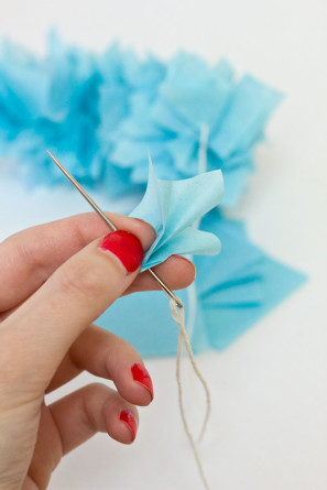 How To Make a Tissue Paper Garland