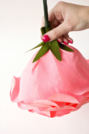 DIY Crepe Paper Roses