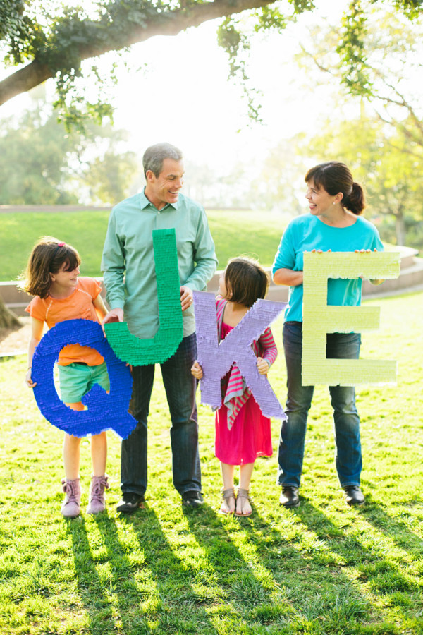 DIY Giant Fringe Photo Props