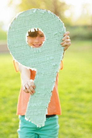 How To Make Giant Fringe Photo Props