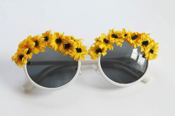 DIY Faux Flower Sunglasses