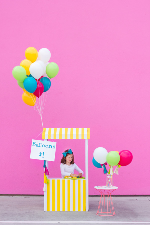 DIY Balloon Stand for Kids and Parties