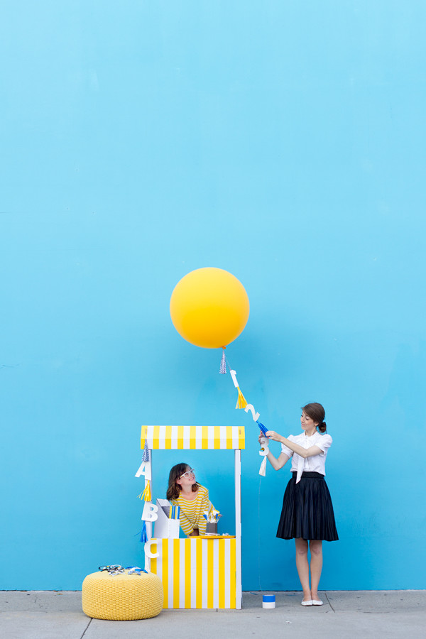 DIY Back to School Stand