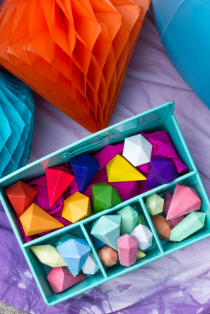 Geometric Crayons and Chalk