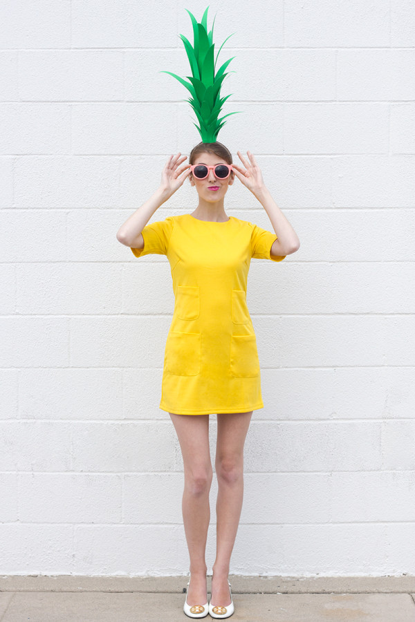 https://studiodiy.com/wp-content/uploads/2013/10/DIY-Pineapple-Costume1-600x900.jpg