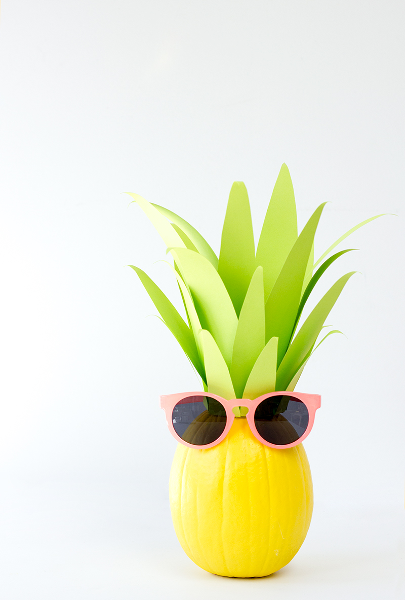 DIY Pineapple Pumpkin for Halloween