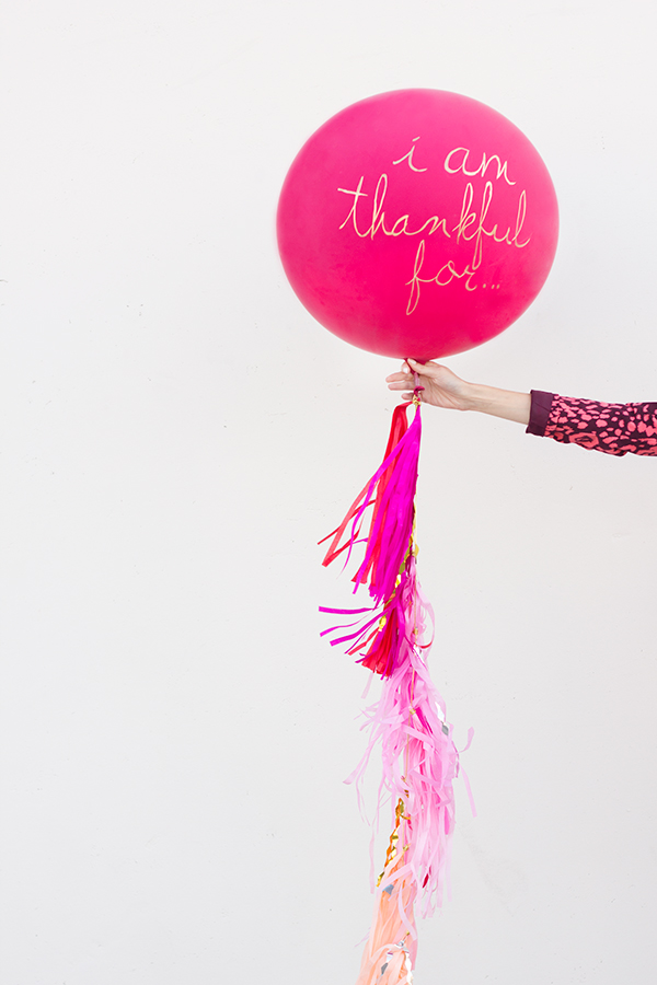 DIY "I Am Thankful For" Balloon