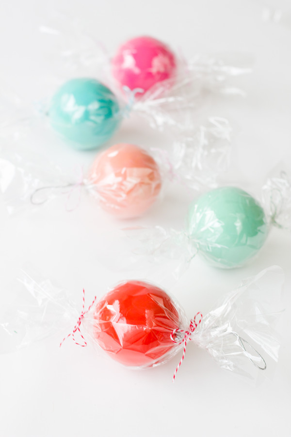 DIY Candy Ornament Favors