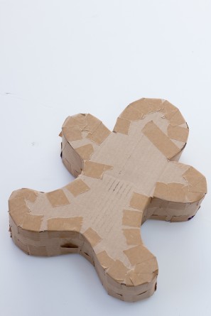 DIY Gingerbread Man Piñata