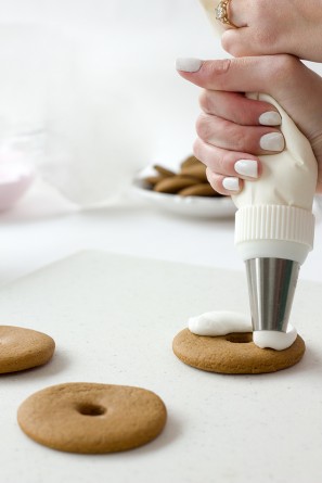 How to Make Gingerbread Donut Cookies