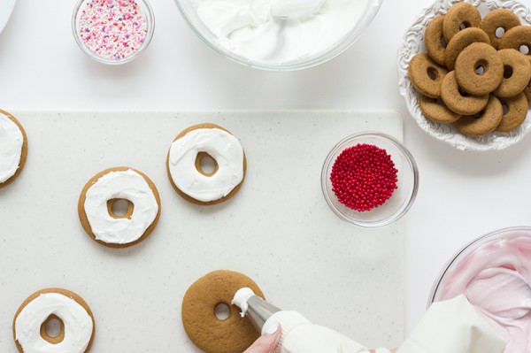 Gingerbread Donut Cookies