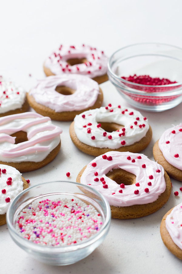 Gingerbread Donut Cookies