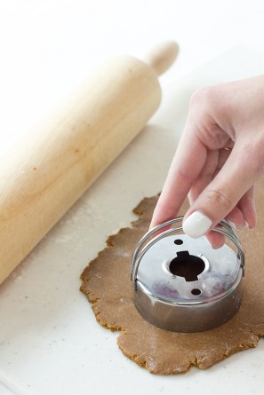 Gingerbread Donut Cookies1