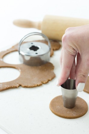 Gingerbread Donut Cookies