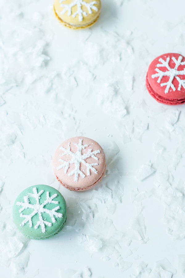 Snowflake Stenciled Macarons
