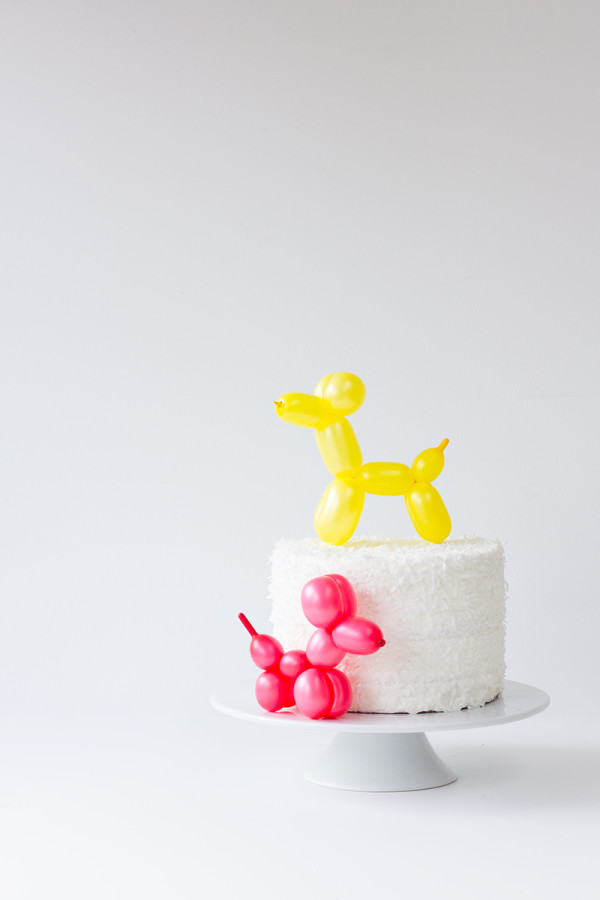 DIY Balloon Animal Cake Topper