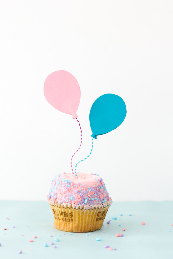DIY Balloon Cupcake Toppers