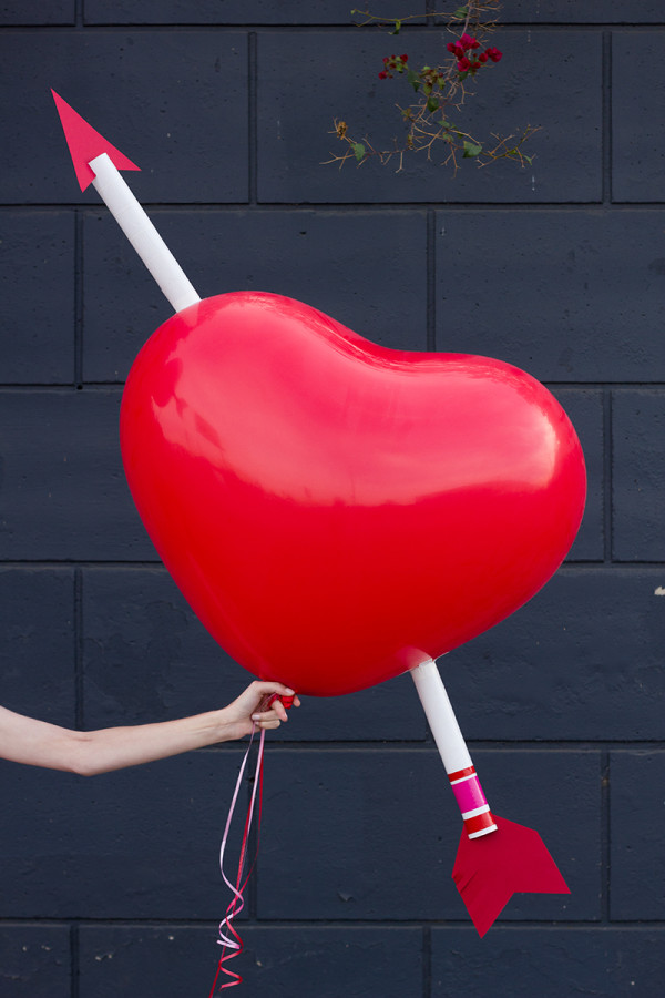 DIY Giant Cupid's Arrow Balloon