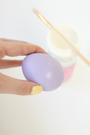 DIY Confetti Dipped Easter Eggs